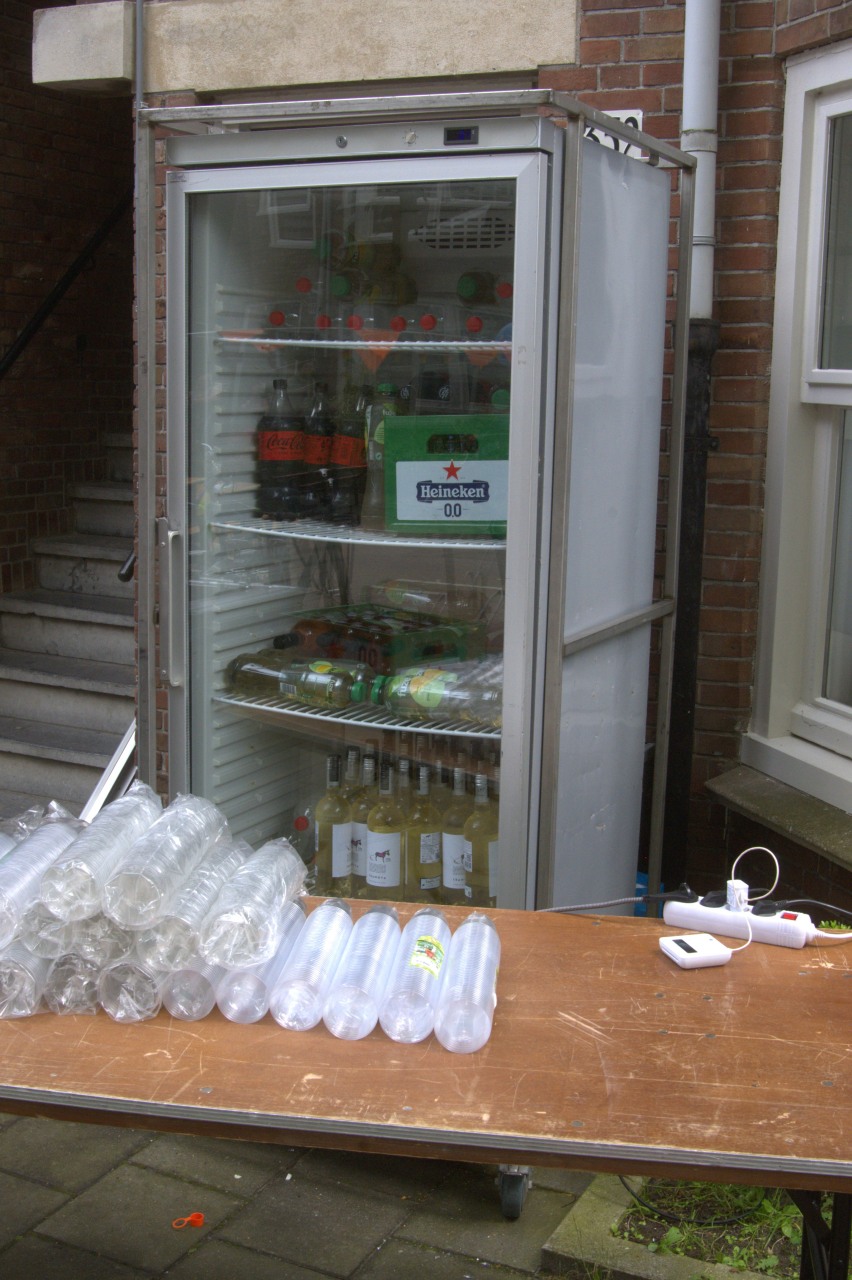 ../image/134105-pgtschuringa0358_de_bar.jpg